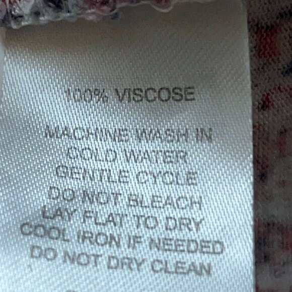 Lila Rose Women's Sleeveless Blouse Colorful Crinkle V-Neck Top Size 1X - Picture 7 of 8